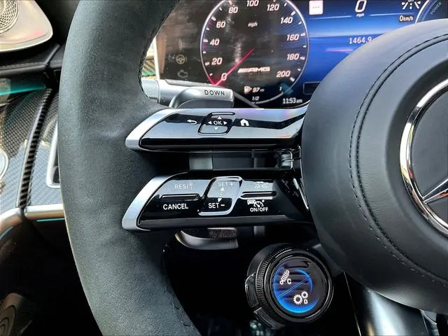 Mercedes-Benz S-Class photo 13