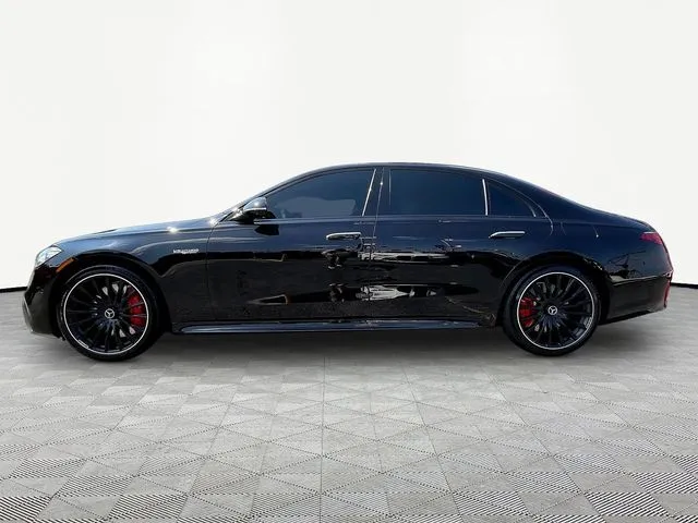 Mercedes-Benz S-Class photo 4