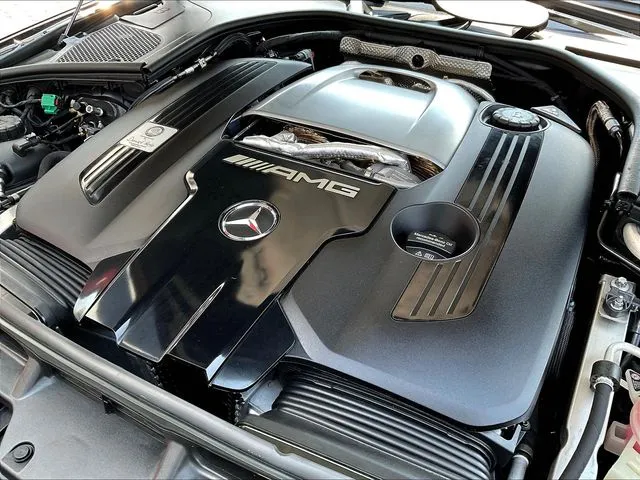 Mercedes-Benz S-Class photo 33