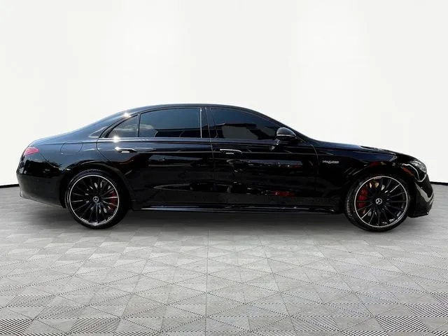 Mercedes-Benz S-Class photo 8