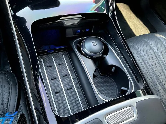 Mercedes-Benz S-Class photo 17