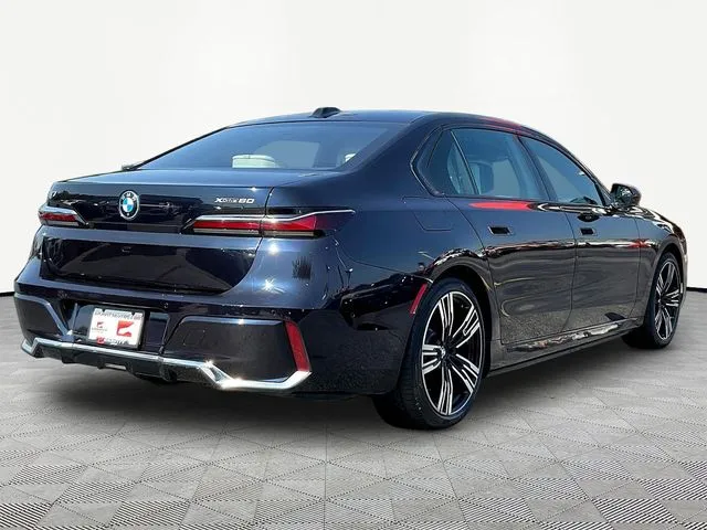 BMW i7 photo 7