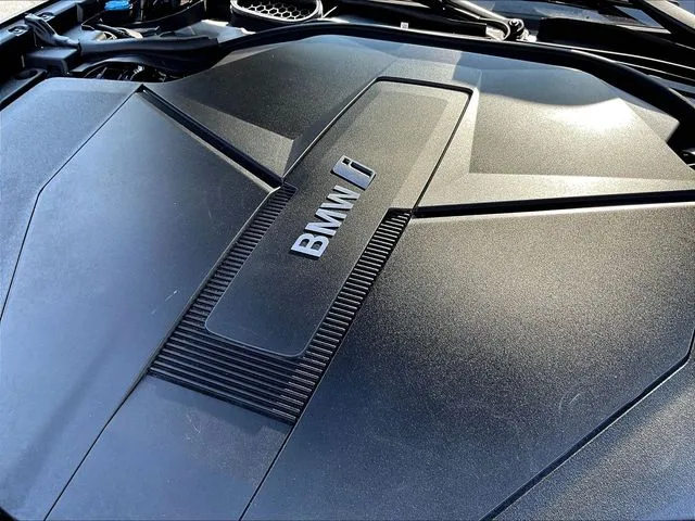 BMW i7 photo 31
