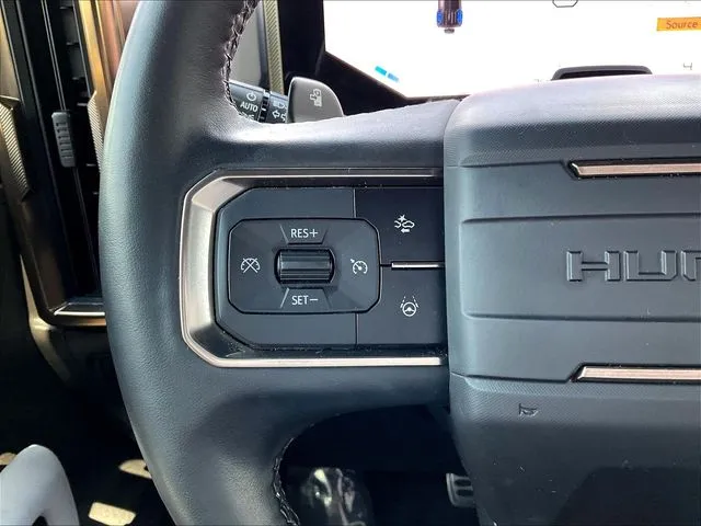 GMC Hummer EV SUV photo 13
