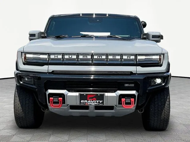 GMC Hummer EV SUV photo 2