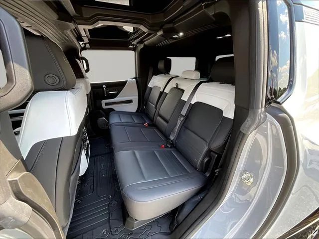 GMC Hummer EV SUV photo 24