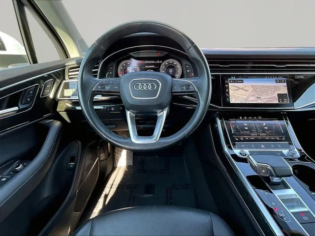 Audi Q7 photo 10