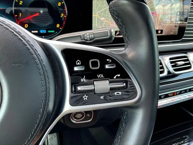 Mercedes-Benz GLS photo 14