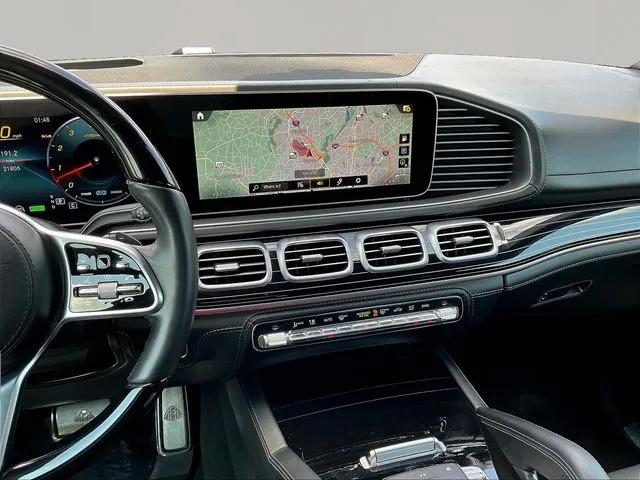 Mercedes-Benz GLS photo 11