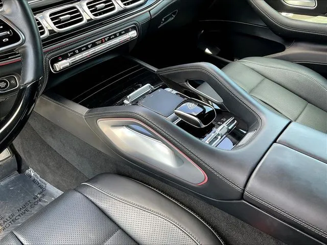 Mercedes-Benz GLS photo 19