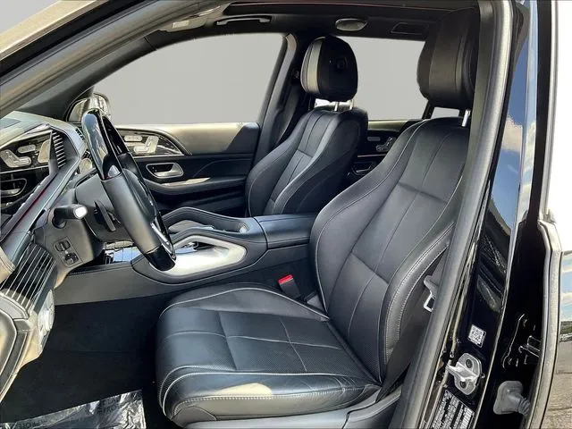 Mercedes-Benz GLS photo 22