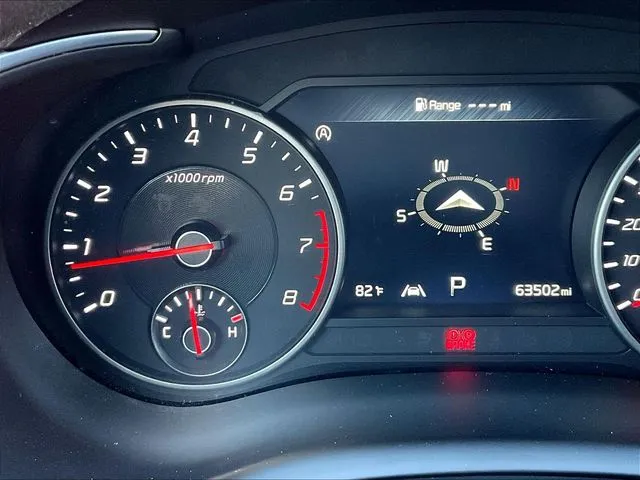 Kia Stinger photo 15