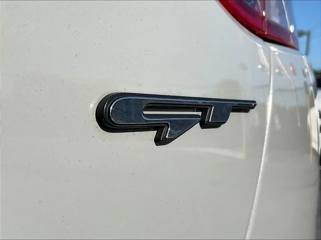 Kia Stinger photo 25