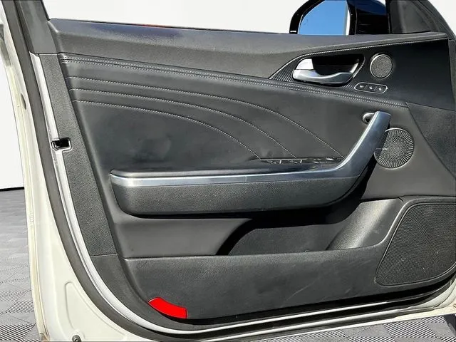 Kia Stinger photo 21