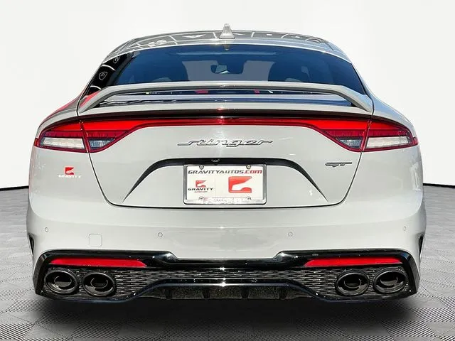 Kia Stinger photo 6