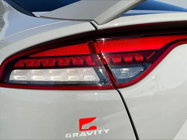 Kia Stinger photo 24
