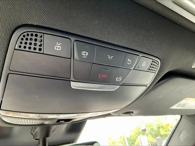 Mercedes-Benz GLC photo 17