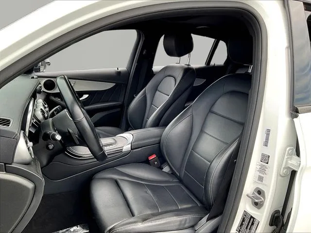 Mercedes-Benz GLC photo 22