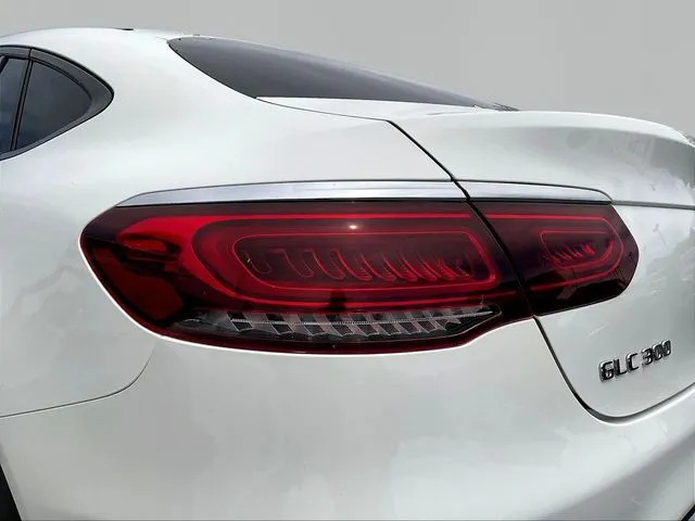 Mercedes-Benz GLC photo 24