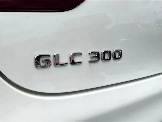 Mercedes-Benz GLC photo 25