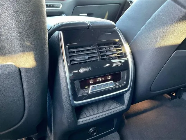 BMW X6 photo 12