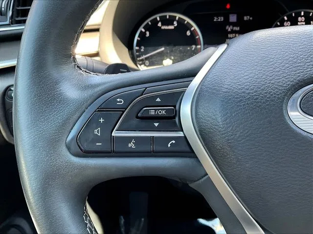 Infiniti QX55 photo 13