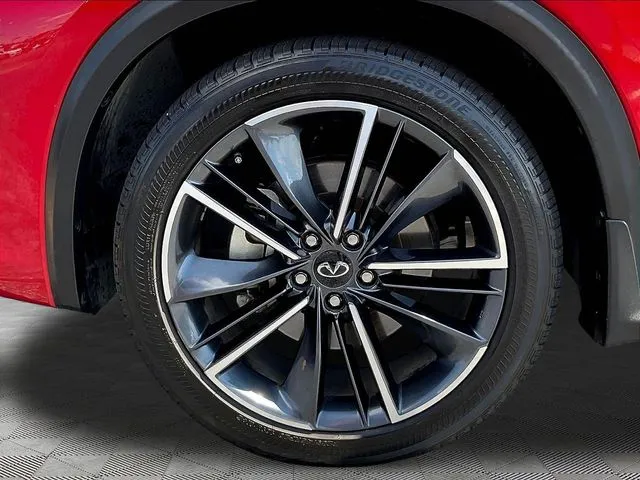 Infiniti QX55 photo 35