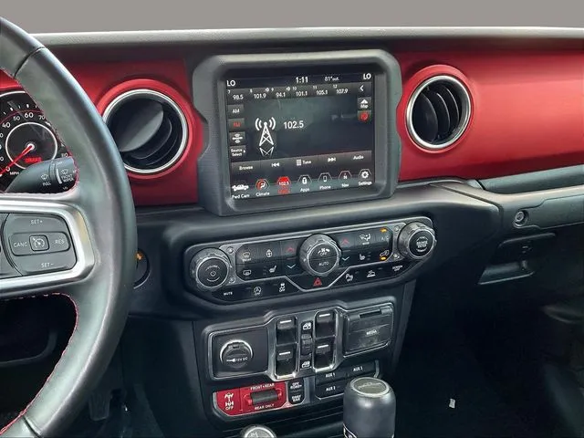 Jeep Gladiator photo 12
