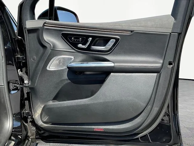 Mercedes-Benz EQE photo 28