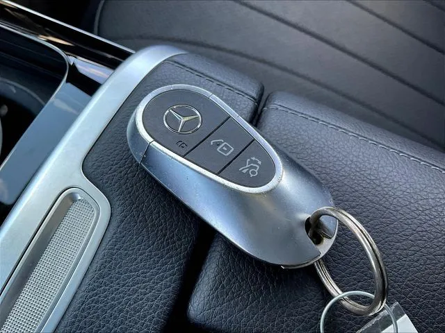 Mercedes-Benz EQE photo 33