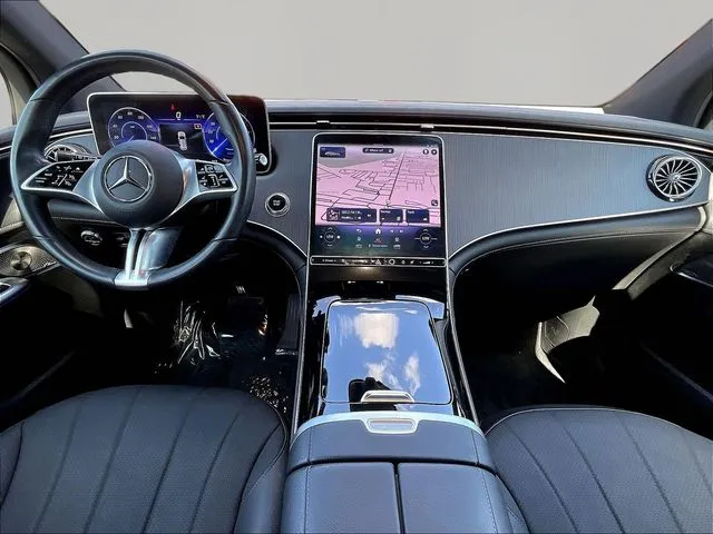 Mercedes-Benz EQE photo 9