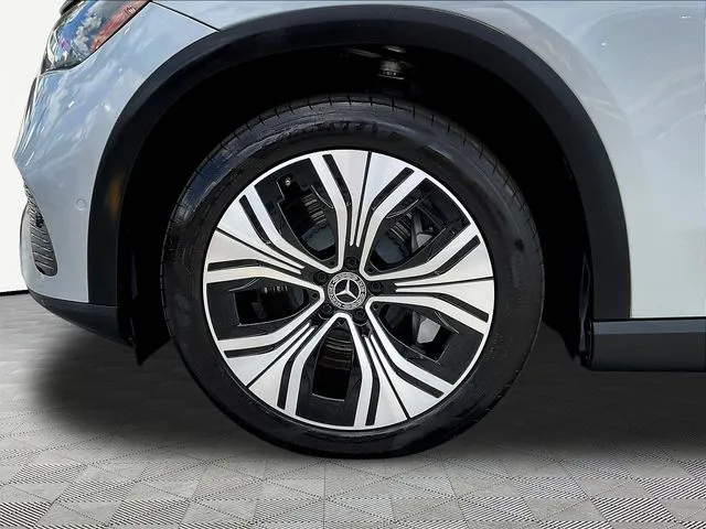 Mercedes-Benz EQE photo 34