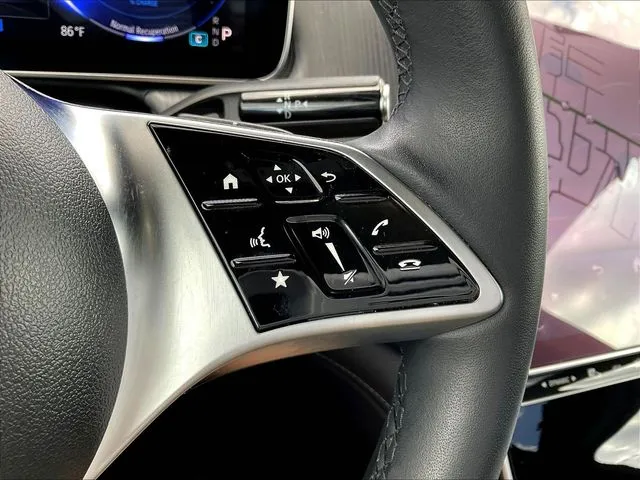 Mercedes-Benz EQE photo 14