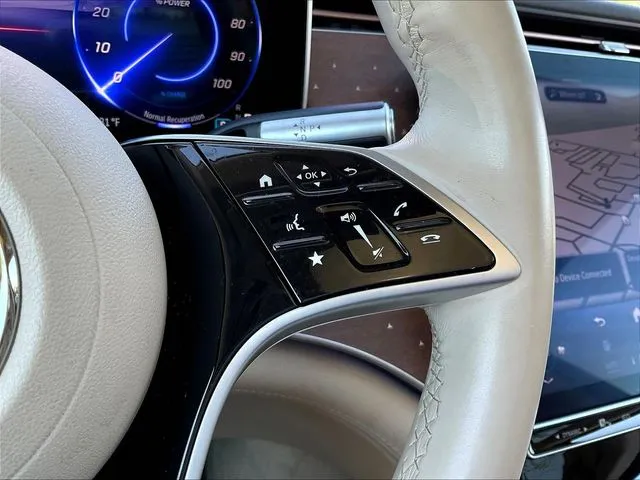 Mercedes-Benz EQS photo 14