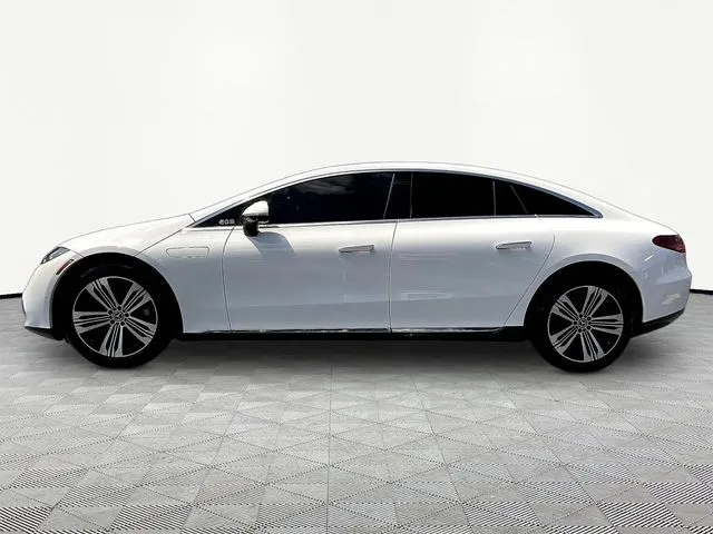 Mercedes-Benz EQS photo 4