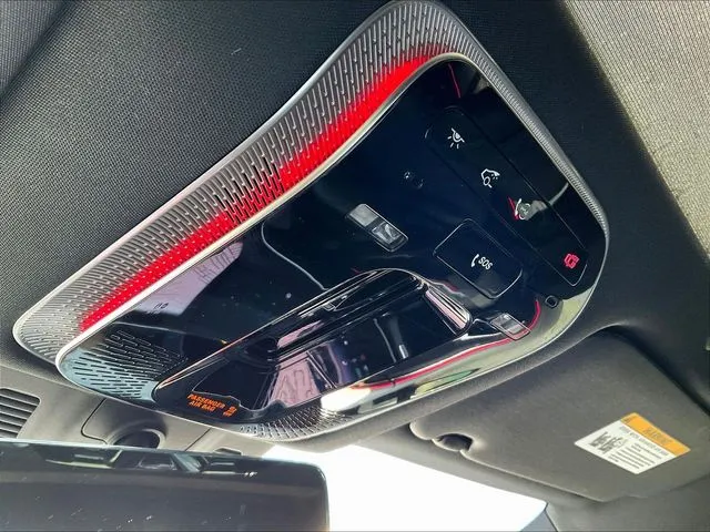 Mercedes-Benz EQS photo 17