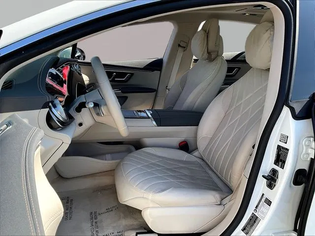 Mercedes-Benz EQS photo 23