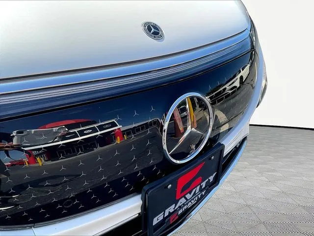 Mercedes-Benz EQS photo 33