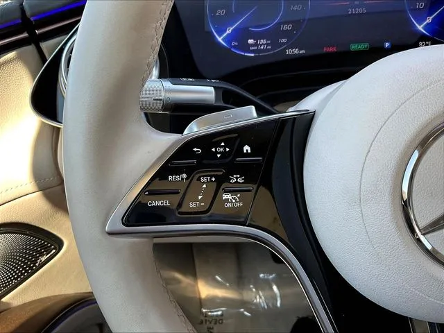 Mercedes-Benz EQS photo 13
