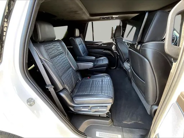 Cadillac Escalade photo 27