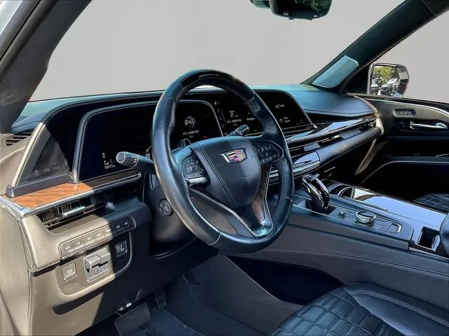 Cadillac Escalade photo 19