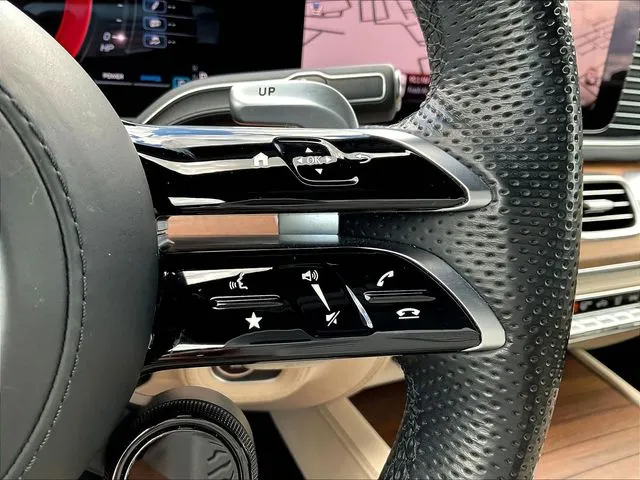 Mercedes-Benz GLE photo 14