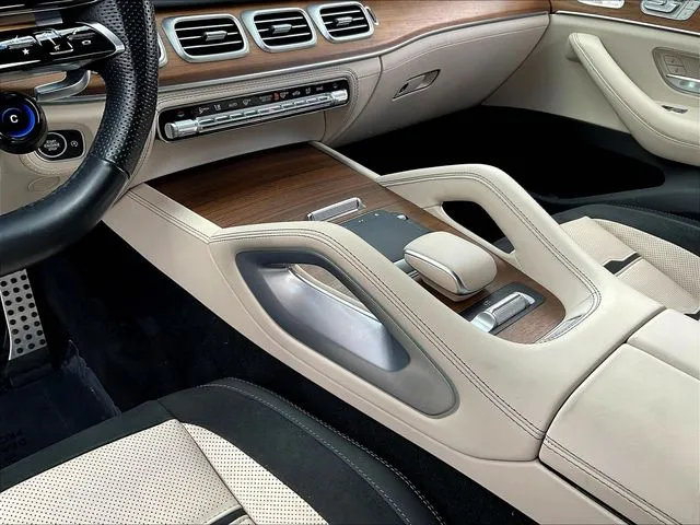 Mercedes-Benz GLE photo 20