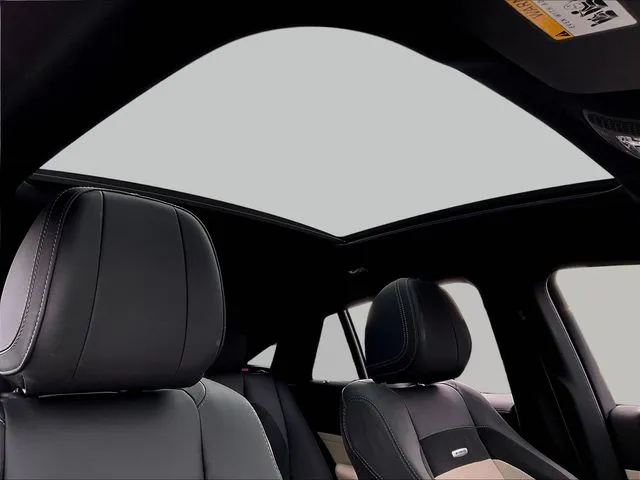 Mercedes-Benz GLE photo 29