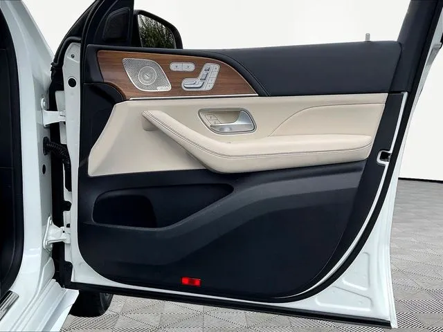 Mercedes-Benz GLE photo 30