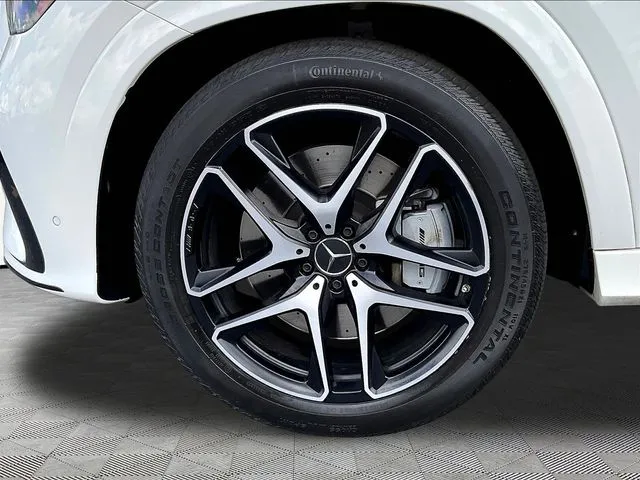 Mercedes-Benz GLE photo 36
