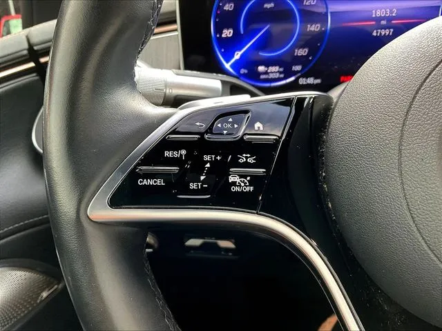 Mercedes-Benz EQS photo 13