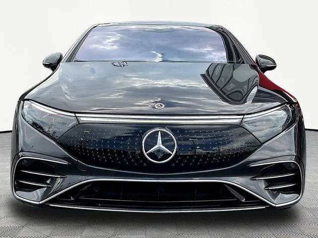Mercedes-Benz EQS photo 2