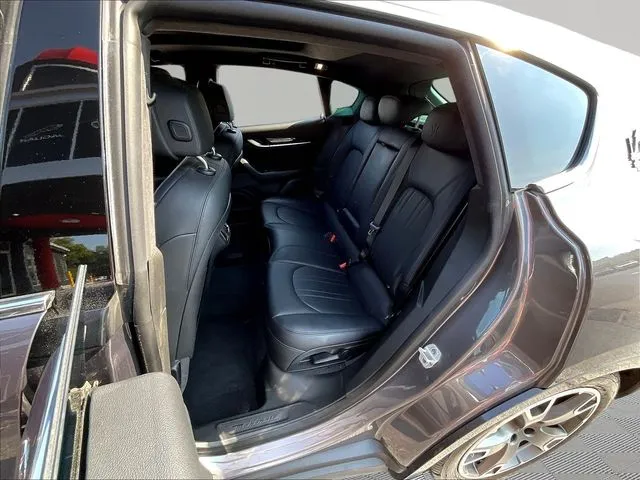 Maserati Levante photo 23