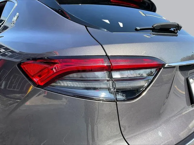 Maserati Levante photo 24